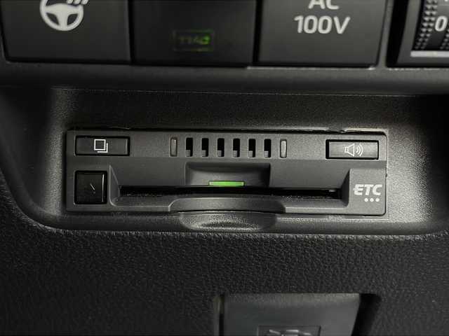 トヨタ アクア GRスポーツ 山口県 2023(令5)年 1.8万km ダークグレー ワンオーナー/純正10.5インチディスプレイオーディオ/・Bluetooth/AM/FM//バックカメラ/トヨタセーフティ/・プリクラッシュセーフティ/・レーンディパーチャーアラート/・レーントレーシングアシスト/・アダプティブクルーズコントロール/・オートハイビーム/・クリアランスソナー/D/N席シートヒーター/ステアリングヒーター/ETC/AC100V/スマートキー/スペアキー/純正フロアマット/純正LEDヘッドライト/純正17インチAW