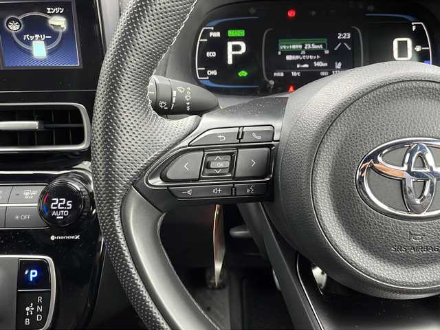 トヨタ アクア GRスポーツ 山口県 2023(令5)年 1.8万km ダークグレー ワンオーナー/純正10.5インチディスプレイオーディオ/・Bluetooth/AM/FM//バックカメラ/トヨタセーフティ/・プリクラッシュセーフティ/・レーンディパーチャーアラート/・レーントレーシングアシスト/・アダプティブクルーズコントロール/・オートハイビーム/・クリアランスソナー/D/N席シートヒーター/ステアリングヒーター/ETC/AC100V/スマートキー/スペアキー/純正フロアマット/純正LEDヘッドライト/純正17インチAW