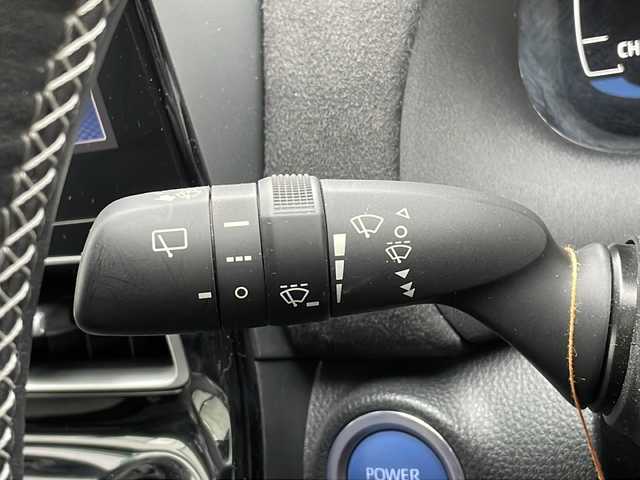 トヨタ アクア GRスポーツ 山口県 2023(令5)年 1.8万km ダークグレー ワンオーナー/純正10.5インチディスプレイオーディオ/・Bluetooth/AM/FM//バックカメラ/トヨタセーフティ/・プリクラッシュセーフティ/・レーンディパーチャーアラート/・レーントレーシングアシスト/・アダプティブクルーズコントロール/・オートハイビーム/・クリアランスソナー/D/N席シートヒーター/ステアリングヒーター/ETC/AC100V/スマートキー/スペアキー/純正フロアマット/純正LEDヘッドライト/純正17インチAW