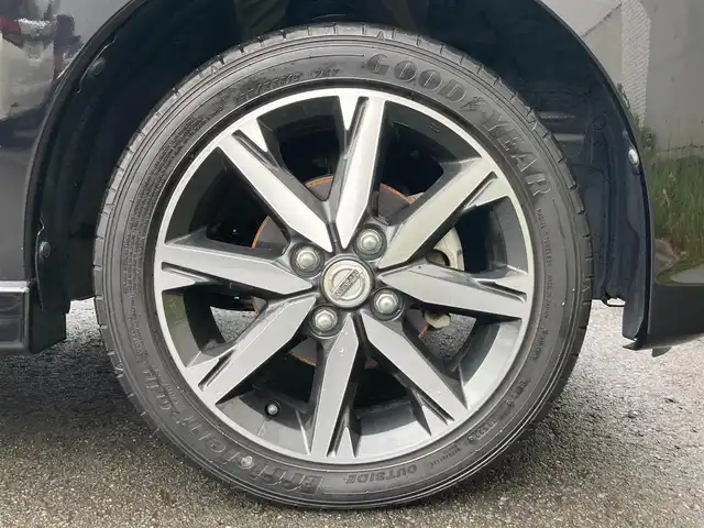 日産 デイズ ハイウェイスターG ターボ 静岡県 2016(平28)年 5.2万km ブラック ハイビームアシスト/社外7インチメモリーナビ(AVIC-RW33)/　AM FM CD DVD USB/ETC/純正15インチアルミホイール/HIDオートヘッドランプ/スマートキー＆プッシュスタート/革巻きステアリング/フロントフォグランプ/アイドリングストップ/純正フロアマット/エマージェンシーブレーキ/フルセグTV/アラウンドビューモニター