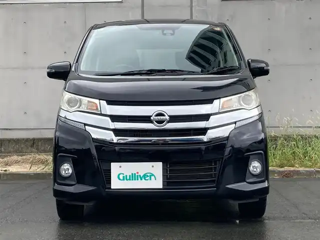 日産 デイズ ハイウェイスターG ターボ 静岡県 2016(平28)年 5.2万km ブラック ハイビームアシスト/社外7インチメモリーナビ(AVIC-RW33)/　AM FM CD DVD USB/ETC/純正15インチアルミホイール/HIDオートヘッドランプ/スマートキー＆プッシュスタート/革巻きステアリング/フロントフォグランプ/アイドリングストップ/純正フロアマット/エマージェンシーブレーキ/フルセグTV/アラウンドビューモニター