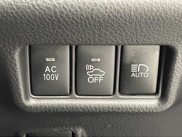 トヨタ Ｃ－ＨＲ G 沖縄県 2016(平28)年 7万km ダークブラウンマイカメタリック 純正ナビ(ＮＳＺＴ－Ｙ６６Ｔ)/(Ｂｌｕｅｔｏｏｔｈ　フルセグＴＶ　ＣＤ　ＤＶＤ　ＡＭ　ＦＭ)　/バックカメラ　/ドライブレコーダー　/ＥＴＣ　/クルーズコントロール　/ブラインドスポットモニター/スマートキー/シートヒーター　/ＬＥＤヘッドライト　/純正アルミホイール/純正フロアマット/オートライト/オートマチックハイビーム