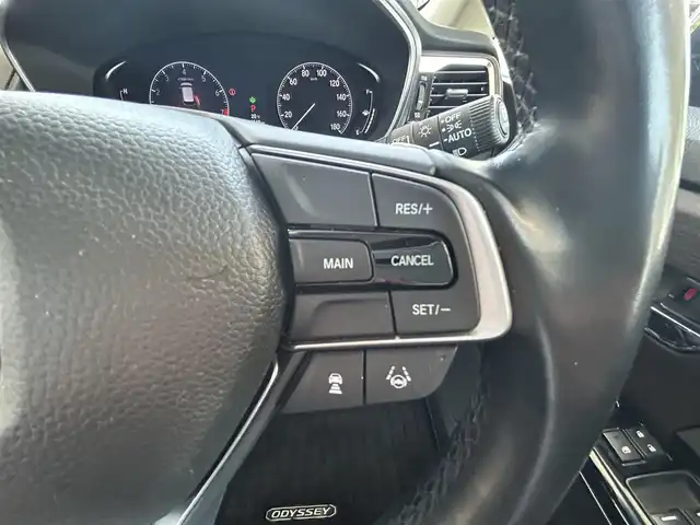 ホンダ オデッセイ アブソルート EX 愛知県 2021(令3)年 4.6万km プレミアムスパークルブラックパール ワンオーナー/純正メモリナビ(FM/AM/CD/DVD/BT/iPod/AppleCarPlay/USB/HDMI/フルセグ)/ホンダセンシング/　・後方誤発進抑制機能/　・車線維持支援システム/　・衝突軽減システム/　・アダクティブクルーズコントロール/オッドマン/クリアランスソナー・コーナーセンサー/ETC2.0/バックカメラ/純正後席モニター/ハーフレザーシート/パワーシート/シートヒーター/パワーバックドア/両側パワースライドドア/パドルシフト/ドライブレコーダー/LEDヘッドライト/フォグランプ/革巻きステアリング/純正AW18インチ/電動格納ミラー/アイドリングストップ/プッシュスタート/スマートキー/エンジンスターター/ステアリングリモコン/ハンズフリー/ABS/保証書