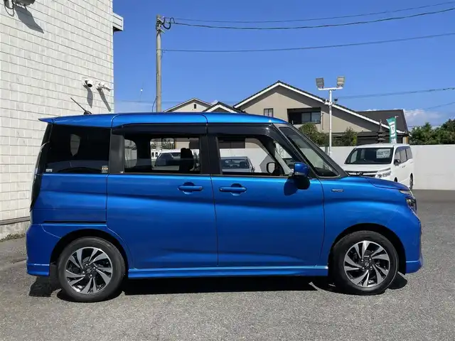 スズキ ソリオ バンディット HV MV 大分県 2022(令4)年 4.9万km スピーディーブルーM ワンオーナー/純正メーカーナビ【フルセグ/DVD/BTオーディオ】/全方位カメラ/両側パワースライドドア/純正15インチアルミホイール/レーダークルーズコントロール/衝突被害軽減ブレーキ/クリアランスソナー/レーンアシスト/ヘッドアップディスプレイ/ビルトインETC2.0/後席サーキュレーター/LEDヘッドライト/LEDフォグランプ/オートライト/ウインカーミラー/レザーステアリング/ステアリングリモコン/チルトステアリング/充電用USBソケット/前席シートヒーター/運転席シートリフター/アイドリングストップ/横滑り防止装置/リアプライバシーガラス/ドアバイザー/フロアマット/電動格納ミラー/サイド&Wエアバッグ/ABS/スマートキー×2/保証書/車両取説/ナビ取説