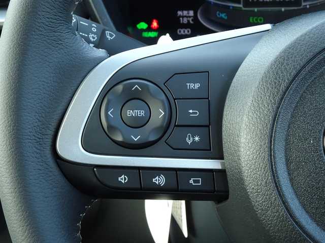 トヨタ ライズ Z 千葉県 2025(令7)年 0.1千km ブラックマイカメタリック/シャイニングホワイトパール 登録済未使用車】/【ブラックマイカM/シャイニングホワイトP（XH3）】/BSM＋RCTA（メーカーOP）/ディスプレーオーディオパッケージ(メーカーOP）/パノラミックビューパッケージ（メーカーOP）/9インチディスプレーオーディオ/・地上波フルセグTV/・Bluetooth接続/・HDMI入力端子/・USB入力端子/・Apple CarPlay/AndroidAuto対応/トヨタスマートアシスト/LEDヘッドランプ（オートレベリング付）/フロントシーケンシャルターンランプ/リヤフォグランプ/電動パーキングブレーキ/フロント左右シートヒーター/スマートキー2個/プッシュスタート/保証書/取扱説明書/禁煙車