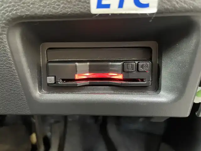 日産 セレナ ハイウェイスター V 佐賀県 2023(令5)年 2.3万km ダイヤモンドブラック プロパイロット/エマージェンシーブレーキ/インテリジェントクルーズコントロール/BSI/BSW/前後ソナー/インテリジェントルームミラー/純正9型SDナビ/・アラウンドビューカメラ/・フルセグTV/BT/HDMI/純正後席モニター/両側パワースライドドア/純正16インチAW/LEDヘッドライト/オートマチックハイビーム/オートライト/フォグランプ/革巻きステアリング/パドルシフト/ETC/電動パーキングスイッチ/社外前方ドラレコ/リアサンシェード/2列目バックテーブル//スペアキー×1/保証書