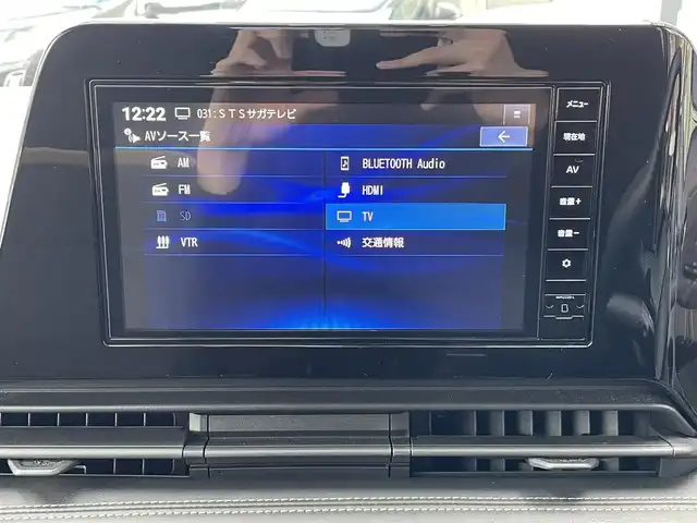 日産 セレナ ハイウェイスター V 佐賀県 2023(令5)年 2.3万km ダイヤモンドブラック プロパイロット/エマージェンシーブレーキ/インテリジェントクルーズコントロール/BSI/BSW/前後ソナー/インテリジェントルームミラー/純正9型SDナビ/・アラウンドビューカメラ/・フルセグTV/BT/HDMI/純正後席モニター/両側パワースライドドア/純正16インチAW/LEDヘッドライト/オートマチックハイビーム/オートライト/フォグランプ/革巻きステアリング/パドルシフト/ETC/電動パーキングスイッチ/社外前方ドラレコ/リアサンシェード/2列目バックテーブル//スペアキー×1/保証書