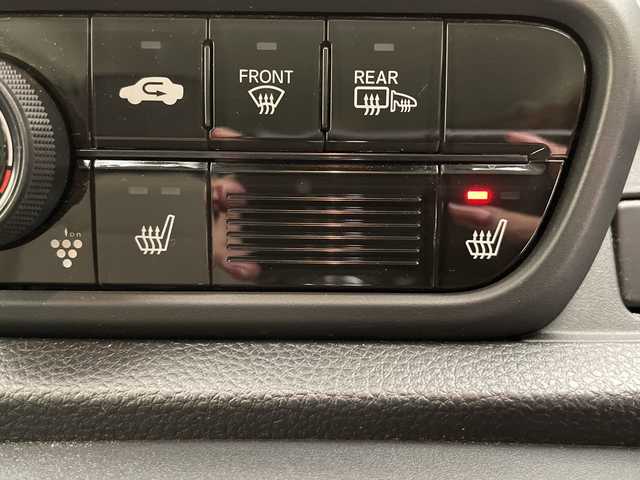 ホンダ Ｎ ＯＮＥ オリジナル 長野県 2023(令5)年 1万km プレミアムアイボリーパールⅡ ４WD