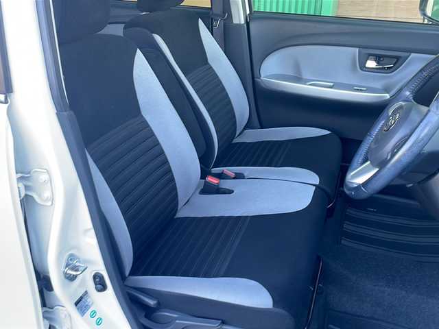 ダイハツ キャスト アクティバ G SAⅡ 岐阜県 2016(平28)年 3.3万km パールホワイトⅢ 禁煙車/純正ナビ/AM/FM/CD/DVD/BT/フルセグTV/バックカメラ/衝突軽減ブレーキ/プッシュスタート/スマートキー/スペアキー/オートライト/LEDヘッドライト/フォグランプ/純正アルミホイール/純正フロアマット/純正ドアバイザー/ECO IDLE