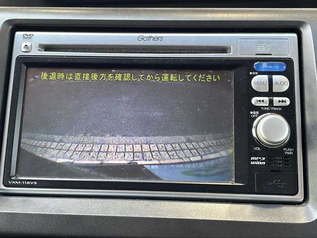 ホンダ ステップワゴン スパーダ Z 静岡県 2011(平23)年 8.2万km プレミアムブラキッシュパール 純正ナビ/・CD/DVD/ラジオ/ワンセグTV/主要装備/・両側パワースライドドア/・バックカメラ　/・ETC/・オートライト　/・ベンチシート　/・スマートキー
