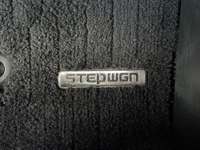 ホンダ ステップワゴン スパーダ Z 静岡県 2011(平23)年 8.2万km プレミアムブラキッシュパール 純正ナビ/・CD/DVD/ラジオ/ワンセグTV/主要装備/・両側パワースライドドア/・バックカメラ　/・ETC/・オートライト　/・ベンチシート　/・スマートキー