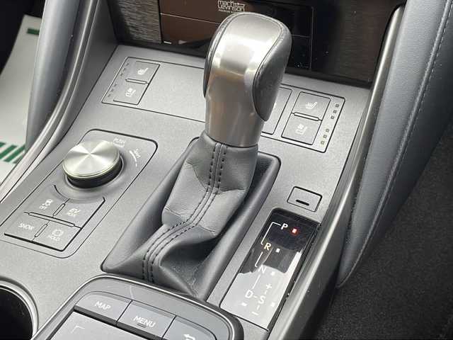 レクサス ＩＳ 300h バージョンL 山形県 2020(令2)年 3.8万km ソニッククロム 禁煙車/Lexus Safety System＋/・プリクラッシュセーフティ/・レーントレーシングアシスト（ＬＴＡ）/・ITS Connect/・レーダークルーズコントロール/・オートマチックハイビーム（ＡＨＢ）/・ロードサインアシスト（ＲＳＡ）/・先行車発進告知機能（ＴＭＮ）/ブラウンレザーシート/Mark Levinson/三眼LEDヘッドライト/パノラミックビューモニター/ブラインドスポットモニター/純正ナビ/CD.DVD.BT.AUX.USB.MiraCast/フルセグ/パドルシフト/ETC2.0/ドライブレコーダー/メモリ付きパワーシート/シートヒーター/ベンチレーション/ウィンドウシールドデアイサー/電動パーキングブレーキ/オートホールド/プッシュスタート/スマートキーｘ２・カードキーｘ１/リアサンシェード