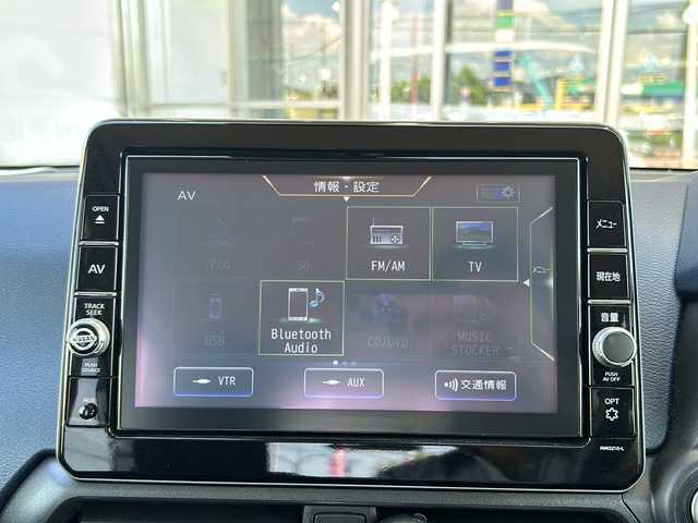 日産 デイズ HWS Gターボ アーバンクロム 静岡県 2022(令4)年 2.9万km チタニウムグレーメタリック 純正SDナビ/・CD/・DVD/・フルセグＴＶ/・Bluetooth/・USB/・AM/・FM/主要装備/・衝突軽減/・レーンキープ/・バックカメラ/・コーナーセンサー前/・シートヒーターD/N席/・ヒーテッドドアミラー/・ステアリングリモコン/・社外フロアマット/・純正アルミホイール/・LEDヘッドライト/・オートライト/・オートハイビーム/・スマートキー/・プッシュスタート
