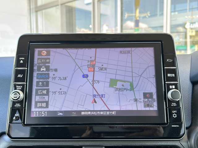 日産 デイズ HWS Gターボ アーバンクロム 静岡県 2022(令4)年 2.9万km チタニウムグレーメタリック 純正SDナビ/・CD/・DVD/・フルセグＴＶ/・Bluetooth/・USB/・AM/・FM/主要装備/・衝突軽減/・レーンキープ/・バックカメラ/・コーナーセンサー前/・シートヒーターD/N席/・ヒーテッドドアミラー/・ステアリングリモコン/・社外フロアマット/・純正アルミホイール/・LEDヘッドライト/・オートライト/・オートハイビーム/・スマートキー/・プッシュスタート