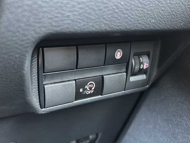 日産 デイズ HWS Gターボ アーバンクロム 静岡県 2022(令4)年 2.9万km チタニウムグレーメタリック 純正SDナビ/・CD/・DVD/・フルセグＴＶ/・Bluetooth/・USB/・AM/・FM/主要装備/・衝突軽減/・レーンキープ/・バックカメラ/・コーナーセンサー前/・シートヒーターD/N席/・ヒーテッドドアミラー/・ステアリングリモコン/・社外フロアマット/・純正アルミホイール/・LEDヘッドライト/・オートライト/・オートハイビーム/・スマートキー/・プッシュスタート