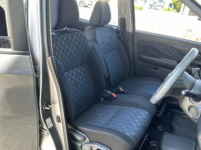 日産 デイズ HWS Gターボ アーバンクロム 静岡県 2022(令4)年 2.9万km チタニウムグレーメタリック 純正SDナビ/・CD/・DVD/・フルセグＴＶ/・Bluetooth/・USB/・AM/・FM/主要装備/・衝突軽減/・レーンキープ/・バックカメラ/・コーナーセンサー前/・シートヒーターD/N席/・ヒーテッドドアミラー/・ステアリングリモコン/・社外フロアマット/・純正アルミホイール/・LEDヘッドライト/・オートライト/・オートハイビーム/・スマートキー/・プッシュスタート
