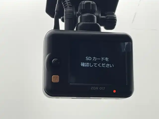 レクサス ＵＸ 250h Fスポーツ 熊本県 2020(令2)年 5万km ホワイトノーヴァガラスフレーク 禁煙車　/サンルーフ　/純正ナビ（ＣＤ・ＤＶＤ・フルセグ・ＢＴ・ＳＤ・ＡＵＸ・ＵＳＢ）/バックカメラ　/ビルトインＥＴＣ２．０　/社外前後ドライブレコーダー　/純正エアロ（Ｆ・Ｓ・Ｒ）/前後クリアランスソナー/レクサスセーフティシステムプラス/・プリクラッシュセーフティ/・レーンディパーチャーアラート/・レーダークルーズコントロール/・ブラインドスポットモニター/・パーキングサポートアラート/・リヤクロストラフィックアラート/・オートマチックハイビーム/横滑り防止/デジタルインナーミラー/置くだけ充電/メモリー機能パワーシート/前席シートヒーター/ステアリングヒーター/前席エアーシート/パワーバックドア/ヘッドアップディスプレイ/本革レザーシート/純正フロアマット/純正１８インチAW/オートライト/純正LEDヘッドライト/フォグライト/スマートキー/プッシュスタート/スペアキー1本/保証書/取扱説明書