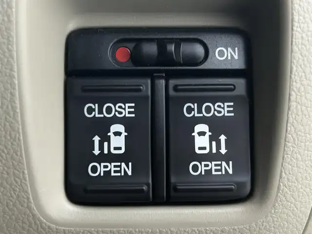 ホンダ Ｎ ＢＯＸ 2トーン G ターボ SSパッケージ 埼玉県 2014(平26)年 1.3万km プレミアムブロンズパール ワンオーナー　純正ナビ　Bカメラ　ビルトインETC　両側パワスラ　クルコン　シートヒーター　HIDオートライト　パドルシフト　純正AW14インチ　スペアキー