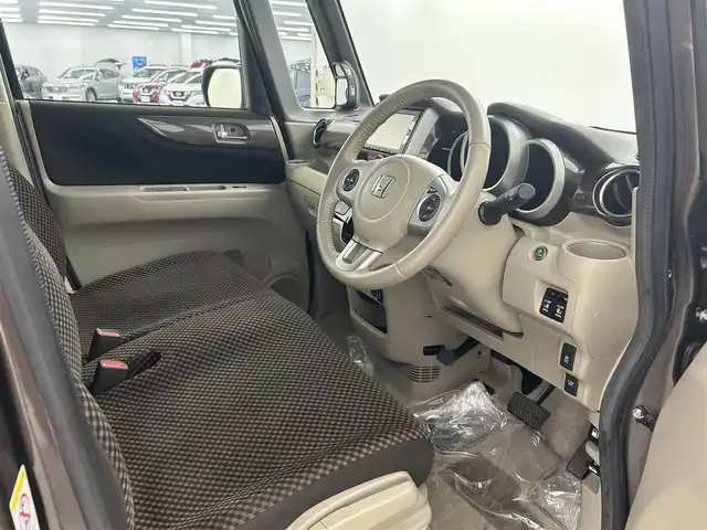 ホンダ Ｎ ＢＯＸ 2トーン G ターボ SSパッケージ 埼玉県 2014(平26)年 1.3万km プレミアムブロンズパール ワンオーナー　純正ナビ　Bカメラ　ビルトインETC　両側パワスラ　クルコン　シートヒーター　HIDオートライト　パドルシフト　純正AW14インチ　スペアキー