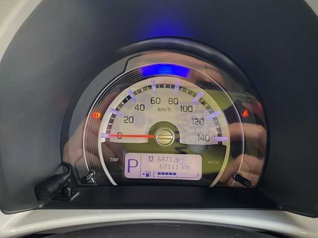 スズキ ハスラー G 兵庫県 2015(平27)年 6.8万km クールカーキPM 社外ナビ/・ブルートゥース/・フルセグTV/・CD/DVD/・AM/FM/衝突被害軽減システム/アイドリングストップ/横滑り防止/レーダーサポートブレーキ/純正アルミホイル/純正フロアマット/エアシート/スマートキー/キセノンライト