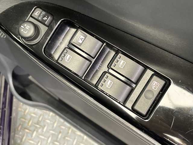ダイハツ タント カスタム RS トップED SAⅡ 栃木県 2015(平27)年 7.6万km ナイトシャドーパープルクリスタルM 純正ナビ/（CD/DVD/フルセグTV/Bluetooth/SD・USB）/バックカメラ/ダウンサス/衝突被害軽減システム/ETC/前方ドラレコ/両側パワースライドドア/ハーフレザーシート/禁煙車/オートライト/LEDヘッドライト/横滑り防止装置/フォグランプ/スマートキー/プッシュスタート/アイドリングストップ/ステアリングスイッチ/電動格納ミラー/純正アルミホイール/社外フロアマット