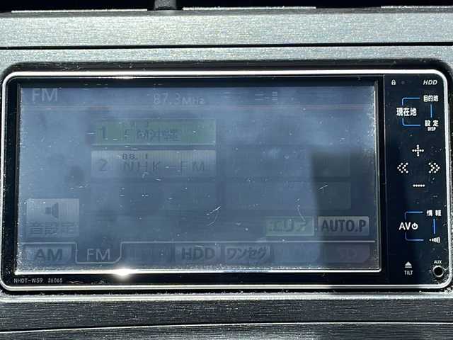 トヨタ プリウス S　LEDエディション 沖縄県 2011(平23)年 8.6万km ダークバイオレットマイカメタリック 純正ナビ・TV・CD・DVD/バックカメラ/ETC/オートライト/純正アルミ/LEDヘッドライト/スマートキー/フォグランプ/ウィンカードアミラー