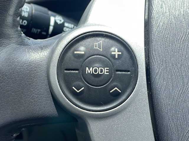 トヨタ プリウス S　LEDエディション 沖縄県 2011(平23)年 8.6万km ダークバイオレットマイカメタリック 純正ナビ・TV・CD・DVD/バックカメラ/ETC/オートライト/純正アルミ/LEDヘッドライト/スマートキー/フォグランプ/ウィンカードアミラー