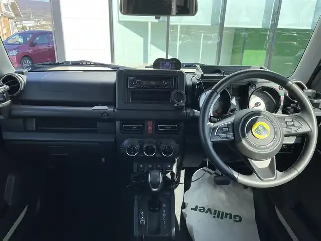 スズキ ジムニー シエラ JC 和歌山県 2020(令2)年 3.4万km シフォンアイボリーメタリックブラック2トーンルーフ 社外足回り/社外エアクリーナー/社外フロントグリル/４WD/CDオーディオ/社外前後コーナーセンサー/衝突軽減ブレーキ/オートライト/クルーズコントロール/ダウンヒルアシストコントロール/シートヒーター/LEDヘッドライト/フォグランプ