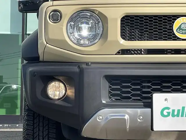 スズキ ジムニー シエラ JC 和歌山県 2020(令2)年 3.4万km シフォンアイボリーメタリックブラック2トーンルーフ 社外足回り/社外エアクリーナー/社外フロントグリル/４WD/CDオーディオ/社外前後コーナーセンサー/衝突軽減ブレーキ/オートライト/クルーズコントロール/ダウンヒルアシストコントロール/シートヒーター/LEDヘッドライト/フォグランプ