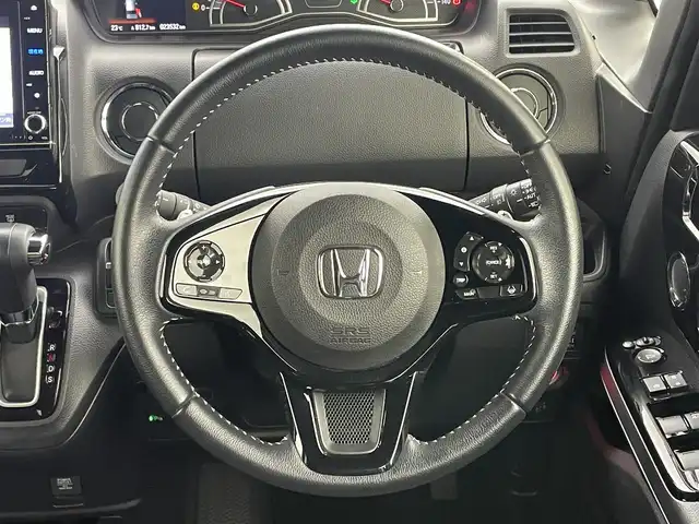ホンダ Ｎ ＢＯＸ カスタム L ターボ 岡山県 2022(令4)年 2.4万km ミッドナイトブルービームM ワンオーナー/純正8インチナビ/（Bluetooth/フルセグ/CD/DVD/Carplay）/両側電動スライドドア/レーダークルーズコントロール/前席シートヒーター/ETC/バックカメラ/前後ドライブレコーダー/パドルシフト/ハーフレザー/コーナーセンサー/スマートキー/スペアキー×1/純正フロアマット/純正AW/取扱説明書/保証書