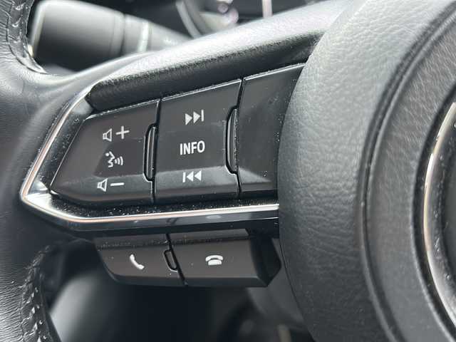 マツダ マツダ６セダン 25T Sパッケージ 徳島県 2020(令2)年 10.3万km スノーフレイクホワイトパールマイカ 純正ナビ/（Bluetooth/フルセグ/CD/DVD/USB/AUX）/アラウンドビューモニター/レーダークルーズコントロール/シートヒーター（D+N席）/シートベンチレーション（D+N席）/パワーシートメモリー機能付き/ステアリングヒーター/電動リアゲート/前後コーナーセンサー/LEDヘッドライト/オートハイビーム/電動リアウィンドウサンシェード/前後ドライブレコーダー/ETC2.0/純正19AW