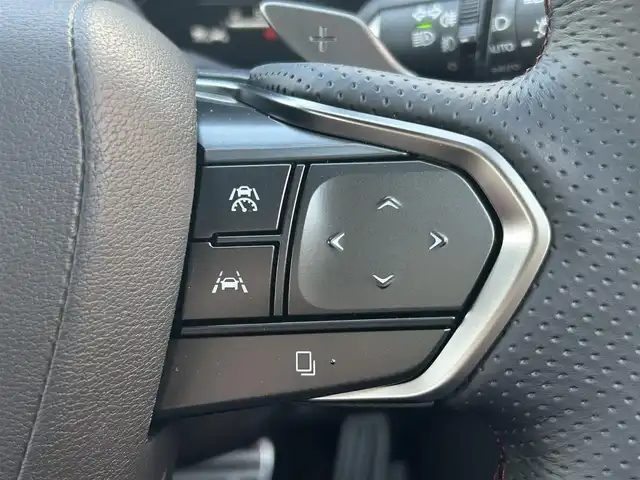 レクサス ＲＸ 500h Fスポーツパフォーマンス 福島県 2025(令7)年 0.1万km ホワイトノーヴァガラスフレーク ワンオーナー/4WD/純正14インチナビ機能ディスプレイオーディオ(AM/FM/Bluetooth/AppleCarPlay/AndroidAuto)/フルセグ/プレミアムサウンド(マークレビンソン)/パノラミックビューミニター/100V充電/置くだけ充電/デジタルインナーミラー/電動シート/全席シートヒーター/パノラマルーフ/ルーフレール/クリアランスソナー/レーンキープアシスト/レーンチェンジアシスト/ロードサインアシスト/誤発進防止装置/オフロード走行モード/アクティブサウンドコントロール/車線逸脱警報/リモートパーク/プリクラッシュセーフティ/アダプティブクルーズコントロール/安心降車アシスト/空気圧センサー/ブラインドスポットモニター/純正ドライブレコーダー/ビルトインETC2.0/オレンジキャリパー/ワイパーデアイサー/電動リアゲート/純正21インチホイール/純正フロアマット/三眼LEDヘッドライト/全席ベンチレーション/本革レザーシート/メモリーシート/革巻きステアリング/ステアリングヒーター/後席サンシェード/サンルーフ/スマートキー/スペアキー