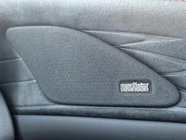 レクサス ＲＸ 500h Fスポーツパフォーマンス 福島県 2025(令7)年 0.1万km ホワイトノーヴァガラスフレーク ワンオーナー/4WD/純正14インチナビ機能ディスプレイオーディオ(AM/FM/Bluetooth/AppleCarPlay/AndroidAuto)/フルセグ/プレミアムサウンド(マークレビンソン)/パノラミックビューミニター/100V充電/置くだけ充電/デジタルインナーミラー/電動シート/全席シートヒーター/パノラマルーフ/ルーフレール/クリアランスソナー/レーンキープアシスト/レーンチェンジアシスト/ロードサインアシスト/誤発進防止装置/オフロード走行モード/アクティブサウンドコントロール/車線逸脱警報/リモートパーク/プリクラッシュセーフティ/アダプティブクルーズコントロール/安心降車アシスト/空気圧センサー/ブラインドスポットモニター/純正ドライブレコーダー/ビルトインETC2.0/オレンジキャリパー/ワイパーデアイサー/電動リアゲート/純正21インチホイール/純正フロアマット/三眼LEDヘッドライト/全席ベンチレーション/本革レザーシート/メモリーシート/革巻きステアリング/ステアリングヒーター/後席サンシェード/サンルーフ/スマートキー/スペアキー