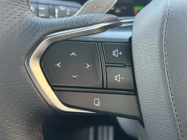 レクサス ＲＸ 500h Fスポーツパフォーマンス 福島県 2025(令7)年 0.1万km ホワイトノーヴァガラスフレーク ワンオーナー/4WD/純正14インチナビ機能ディスプレイオーディオ(AM/FM/Bluetooth/AppleCarPlay/AndroidAuto)/フルセグ/プレミアムサウンド(マークレビンソン)/パノラミックビューミニター/100V充電/置くだけ充電/デジタルインナーミラー/電動シート/全席シートヒーター/パノラマルーフ/ルーフレール/クリアランスソナー/レーンキープアシスト/レーンチェンジアシスト/ロードサインアシスト/誤発進防止装置/オフロード走行モード/アクティブサウンドコントロール/車線逸脱警報/リモートパーク/プリクラッシュセーフティ/アダプティブクルーズコントロール/安心降車アシスト/空気圧センサー/ブラインドスポットモニター/純正ドライブレコーダー/ビルトインETC2.0/オレンジキャリパー/ワイパーデアイサー/電動リアゲート/純正21インチホイール/純正フロアマット/三眼LEDヘッドライト/全席ベンチレーション/本革レザーシート/メモリーシート/革巻きステアリング/ステアリングヒーター/後席サンシェード/サンルーフ/スマートキー/スペアキー