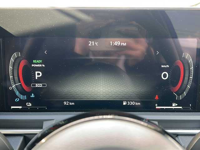 日産 オーラ G 三重県 2025(令7)年 0.1千km ピュアホワイトパール 純正9型ナビ /全周囲カメラ/BSM /デジタルインナーミラー /スペアキー /前後コーナーセンサー /前後ドライブレコーダー /ハーフレザーシート /運転席パワーシート /衝突軽減ブレーキ/革巻きステアリング/ステアリングスイッチ/LEDヘッドライト /オートハイビーム/オートライト/フロアマット /タイプC給電ポート/電動格納ミラー/禁煙車