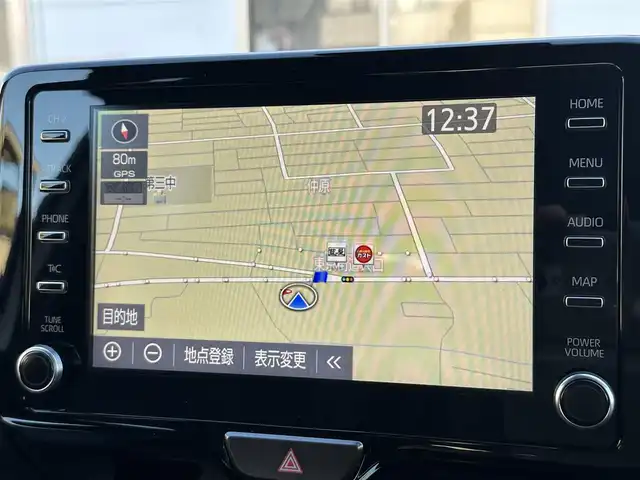 トヨタ ヤリス G 東京都 2021(令3)年 1.6万km パール ナビゲーション　/ブルートゥース　/ＵＳＢ接続　/バックカメラ　/オートエアコン　/プッシュスタート　/スマートキー/衝突軽減ブレーキ　/車線逸脱警報　/オートライト　/ＥＴＣ　/保証書　/取扱説明書　/整備手帳