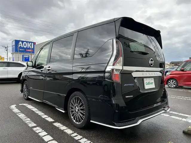 日産 セレナ