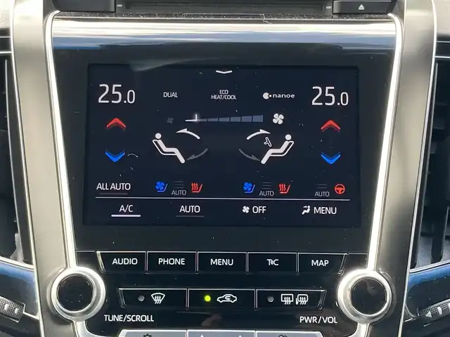 トヨタ クラウン ハイブリッド G 愛媛県 2019(令1)年 10.5万km ブラック 純正ナビ(AM/FM/CD/DVD/Bluetooth/USB/フルセグTV)/バックカメラ/ビルトインETC/全席パワーシート/全席シートヒーター/前席シートベンチレーション/パドルシフト/トヨタセーフティセンス/レーダークルーズコントロール/前後コーナーセンサー/LEDヘッドライト/純正17インチアルミホイール/純正フロアマット/スペアキー