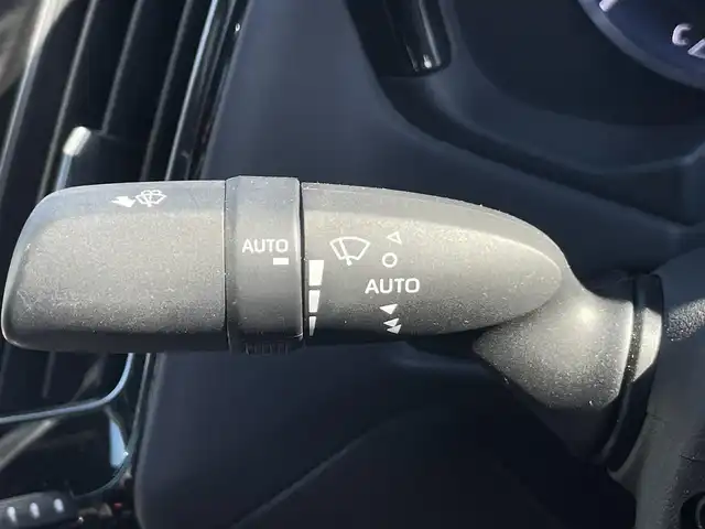 トヨタ クラウン ハイブリッド G 岡山県 2019(令1)年 10.5万km ブラック 登録時走行距離104820km/純正ナビ/(AM/FM/CD/DVD/Bluetooth/USB/フルセグTV)/バックカメラ/ビルトインETC/全席パワーシート/全席シートヒーター/前席シートベンチレーション/パドルシフト/トヨタセーフティセンス/レーンディパーチャーアラート/レーダークルーズコントロール/オートマチックハイビーム/前後コーナーセンサー/LEDヘッドライト/純正17インチアルミホイール/純正フロアマット/スペアキー(1本)