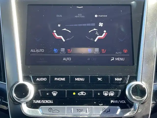 トヨタ クラウン ハイブリッド G 岡山県 2019(令1)年 10.5万km ブラック 登録時走行距離104820km/純正ナビ/(AM/FM/CD/DVD/Bluetooth/USB/フルセグTV)/バックカメラ/ビルトインETC/全席パワーシート/全席シートヒーター/前席シートベンチレーション/パドルシフト/トヨタセーフティセンス/レーンディパーチャーアラート/レーダークルーズコントロール/オートマチックハイビーム/前後コーナーセンサー/LEDヘッドライト/純正17インチアルミホイール/純正フロアマット/スペアキー(1本)