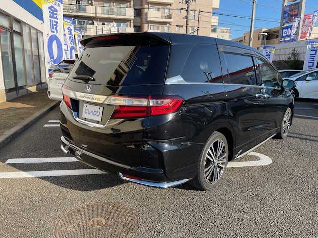 ホンダ オデッセイ アブソルート EX 東京都 2014(平26)年 10.8万km クリスタルブラックパール (株)IDOMが運営する【じしゃロン国分寺店】の自社ローン対象車両になります。こちらは現金ご利用時の価格です。自社ローンご希望の方は別途その旨お申付け下さい。/衝突被害軽減ブレーキシステム(CMBS)/マルチビューカメラシステム/両側パワースライドドア/純正インターメモリナビ/フルセグテレビ/フリップダウンモニター/2列目オットマン/クルーズコントロール/純正18インチアルミ/スマートキー/パドルシフト/ステアリングスイッチ/LED/ETC