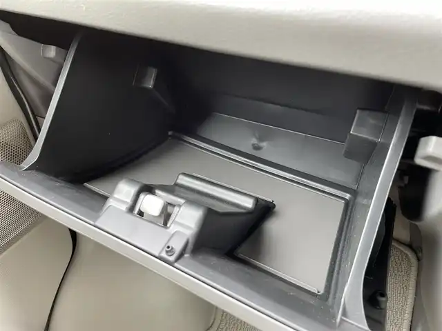 スズキ エブリイ JOIN 群馬県 2021(令3)年 0.7万km クールカーキPM 純正オーディオ(FM/AM/AUX/CD)/ポータブルナビ/ワンオーナー/衝突軽減ブレーキ/コーナーセンサー/オートライト/電動格納ミラー/両側スライドドア/純正フロアマット/純正ホイールキャップ/純正ドアバイザー/パワーウィンドウ/パワーステアリング/保証書/取扱説明書