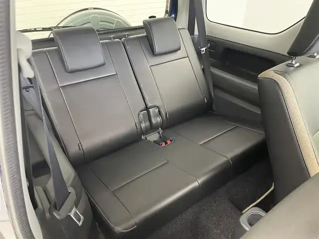 スズキ ジムニー ランドベンチャー 埼玉県 2017(平29)年 1.5万km ノクターンブルーパール 社外７インチナビ　ＥＴＣ　シートヒーター　ドライブレコーダー　ステアリングリモコン　ＣＤ　ＤＶＤ　Ｂｌｕｅｔｏｏｔｈ　地デジフルセグＴＶ　純正アルミホイール　純正フロアマット　リモコンキー　