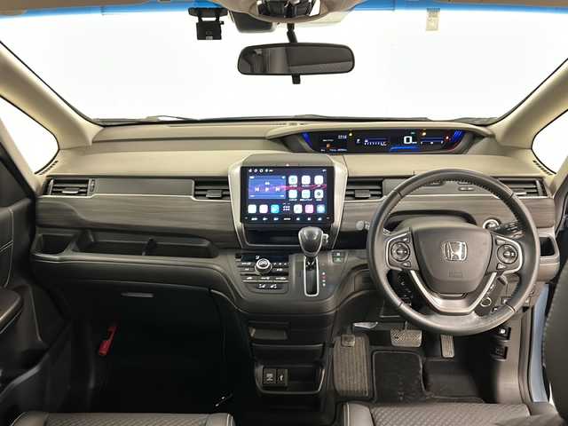 ホンダ フリード G ホンダセンシング 熊本県 2021(令3)年 3.7万km シーグラスブルーパール ワンオーナー/社外ディスプレイオーディオ/バックカメラ/LEDヘッドライト/両側パワースライドドア/前席シートヒーター/ETC/クルーズコントロール/ホンダセンシング/・衝突軽減ブレーキ/・車線維持支援システム/・誤発進抑制機能/・標識認識機能/社外フロアマット/純正15インチアルミホイール/車両取扱説明書/保証書/スペアキー