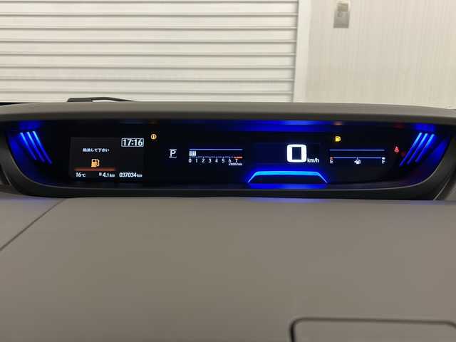 ホンダ フリード G ホンダセンシング 熊本県 2021(令3)年 3.7万km シーグラスブルーパール ワンオーナー/社外ディスプレイオーディオ/バックカメラ/LEDヘッドライト/両側パワースライドドア/前席シートヒーター/ETC/クルーズコントロール/ホンダセンシング/・衝突軽減ブレーキ/・車線維持支援システム/・誤発進抑制機能/・標識認識機能/社外フロアマット/純正15インチアルミホイール/車両取扱説明書/保証書/スペアキー