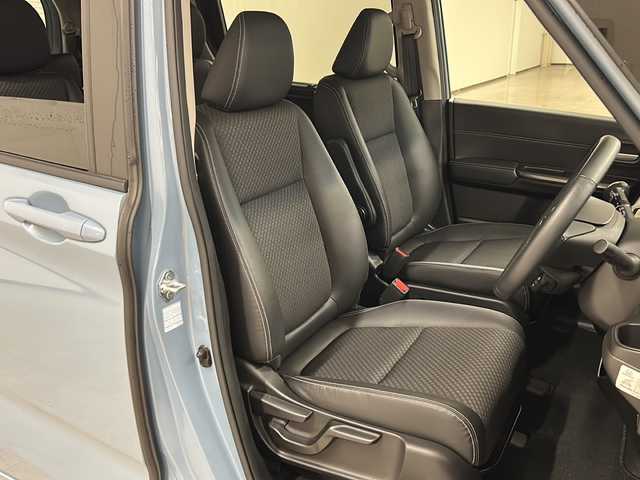 ホンダ フリード G ホンダセンシング 熊本県 2021(令3)年 3.7万km シーグラスブルーパール ワンオーナー/社外ディスプレイオーディオ/バックカメラ/LEDヘッドライト/両側パワースライドドア/前席シートヒーター/ETC/クルーズコントロール/ホンダセンシング/・衝突軽減ブレーキ/・車線維持支援システム/・誤発進抑制機能/・標識認識機能/社外フロアマット/純正15インチアルミホイール/車両取扱説明書/保証書/スペアキー