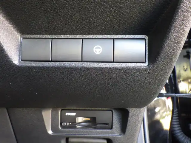 日産 オーラ ニスモ 千葉県 2022(令4)年 4.5万km スーパーブラック エマージェンシーブレーキ/プロパイロット/インテリジェントクルーズコントロール/インテリジェントルームミラー/ワイヤレス充電/純正ナビ/地デジTV/【Bluetooth接続】/アラウンドビューモニター/コンビハンドル/ステアリングスイッチ/ETC（2.0）/LEDヘッドライト/フォグライト/ウインカーミラー/コーナーセンサー/純正17インチアルミホイル/サイド/カーテンエアバッグ/インテリジェントキー