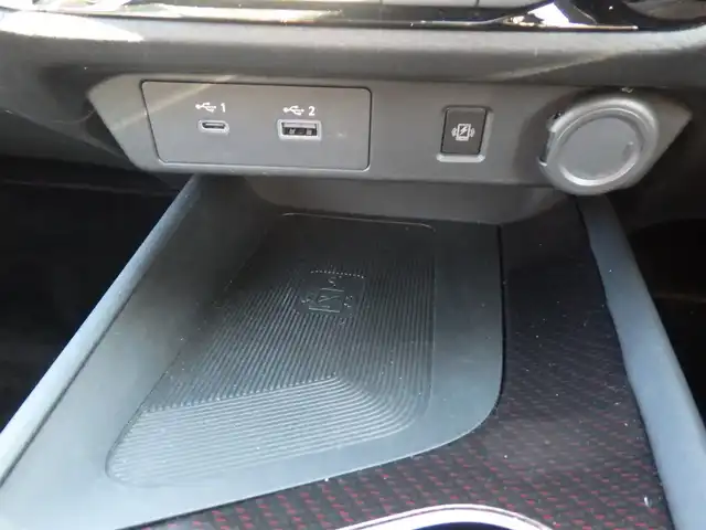 日産 オーラ ニスモ 千葉県 2022(令4)年 4.5万km スーパーブラック エマージェンシーブレーキ/プロパイロット/インテリジェントクルーズコントロール/インテリジェントルームミラー/ワイヤレス充電/純正ナビ/地デジTV/【Bluetooth接続】/アラウンドビューモニター/コンビハンドル/ステアリングスイッチ/ETC（2.0）/LEDヘッドライト/フォグライト/ウインカーミラー/コーナーセンサー/純正17インチアルミホイル/サイド/カーテンエアバッグ/インテリジェントキー