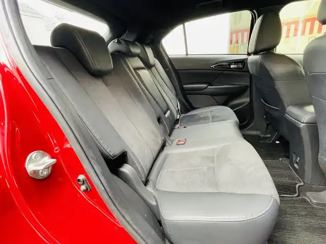 三菱 エクリプス クロス ＰＨＥＶ P 神奈川県 2021(令3)年 3.6万km レッドダイヤモンド 登録時走行距離35657km/ワンオーナー/純正メモリナビ/　【CD/DVD/フルセグTV】/全方位カメラ/バックカメラ/ETC/ヘッドアップディスプレイ/クルーズコントロール(追従走行有り)/衝突被害軽減ブレーキ/ブラインドスポットモニター/レーンキープアシスト/ハーフレザーシート（黒）/シートヒーター/パワーシート/コーナーセンサー/横滑り防止/ステアリングヒーター/純正LEDライト/オートライト/フォグランプ/ヘッドライトレベライザー/純正18インチアルミホイール /ウインカーミラー/純正フロアマット/リアプライバシーガラス/プッシュスタート/スペアキー×1【スマートキー】/保証書/取扱説明書