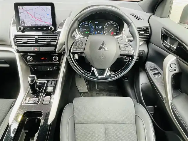 三菱 エクリプス クロス ＰＨＥＶ P 神奈川県 2021(令3)年 3.6万km レッドダイヤモンド 登録時走行距離35657km/ワンオーナー/純正メモリナビ/　【CD/DVD/フルセグTV】/全方位カメラ/バックカメラ/ETC/ヘッドアップディスプレイ/クルーズコントロール(追従走行有り)/衝突被害軽減ブレーキ/ブラインドスポットモニター/レーンキープアシスト/ハーフレザーシート（黒）/シートヒーター/パワーシート/コーナーセンサー/横滑り防止/ステアリングヒーター/純正LEDライト/オートライト/フォグランプ/ヘッドライトレベライザー/純正18インチアルミホイール /ウインカーミラー/純正フロアマット/リアプライバシーガラス/プッシュスタート/スペアキー×1【スマートキー】/保証書/取扱説明書